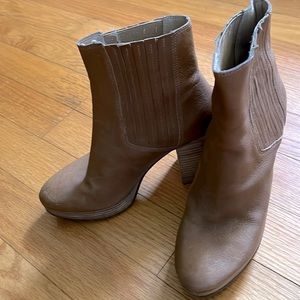 Eileen Fisher pull on platform booties